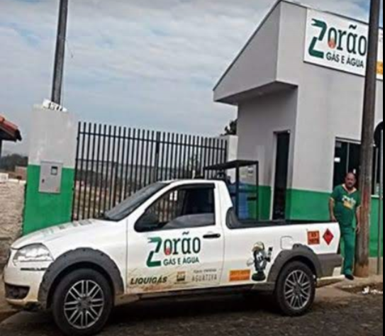 Bandidos furtam 45 botijões de gás de estabelecimento em Siqueira Campos