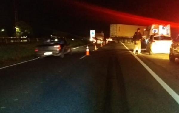 Primeiras 24h do feriado já contabilizam pelo menos cinco mortes nas rodovias do Paraná