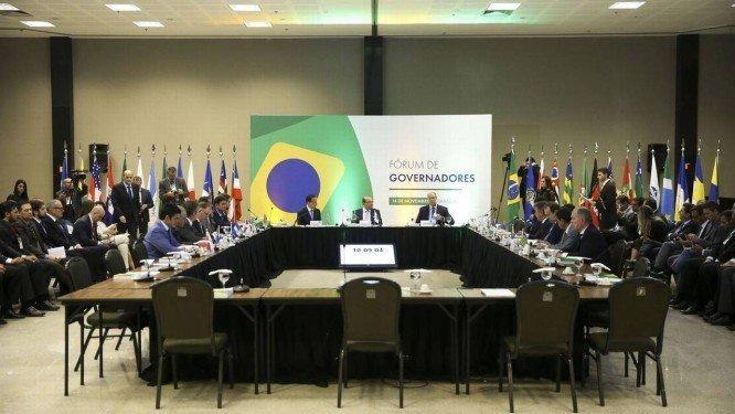 Bolsonaro pede união a governadores eleitos, independentemente de partidos
