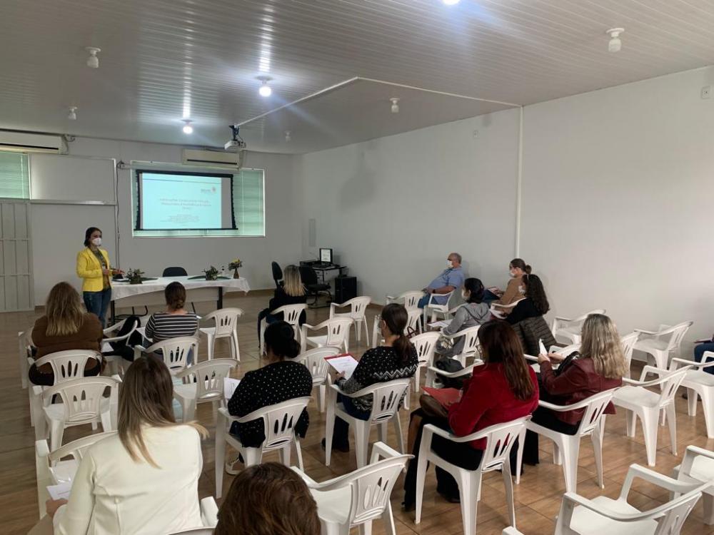 Equipes hospitalares do Norte Pioneiro participam de capacitação na 19ª Regional de Saúde