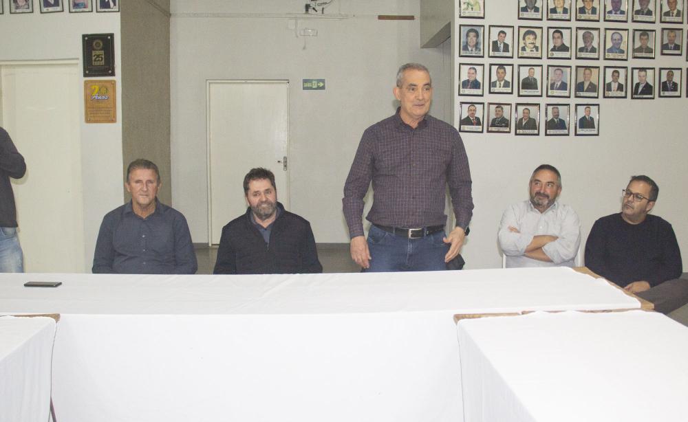 Nereu Moura se reúne com lideranças políticas em Wenceslau Braz