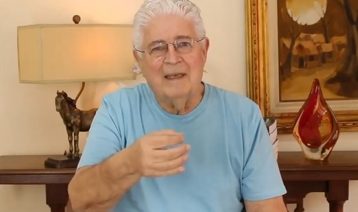 TRE-PR condena Requião por mentir e fazer propaganda irregular