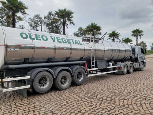 Caminhoneiro é amarrado e colocado dentro do tanque de combustíveis na PR-092