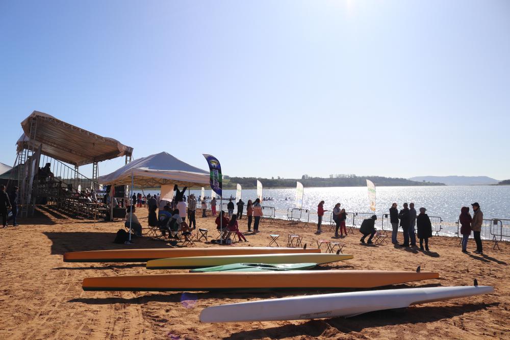 Campeonato Paranaense de Canoagem Maratona agita águas em Balneário Alemoa