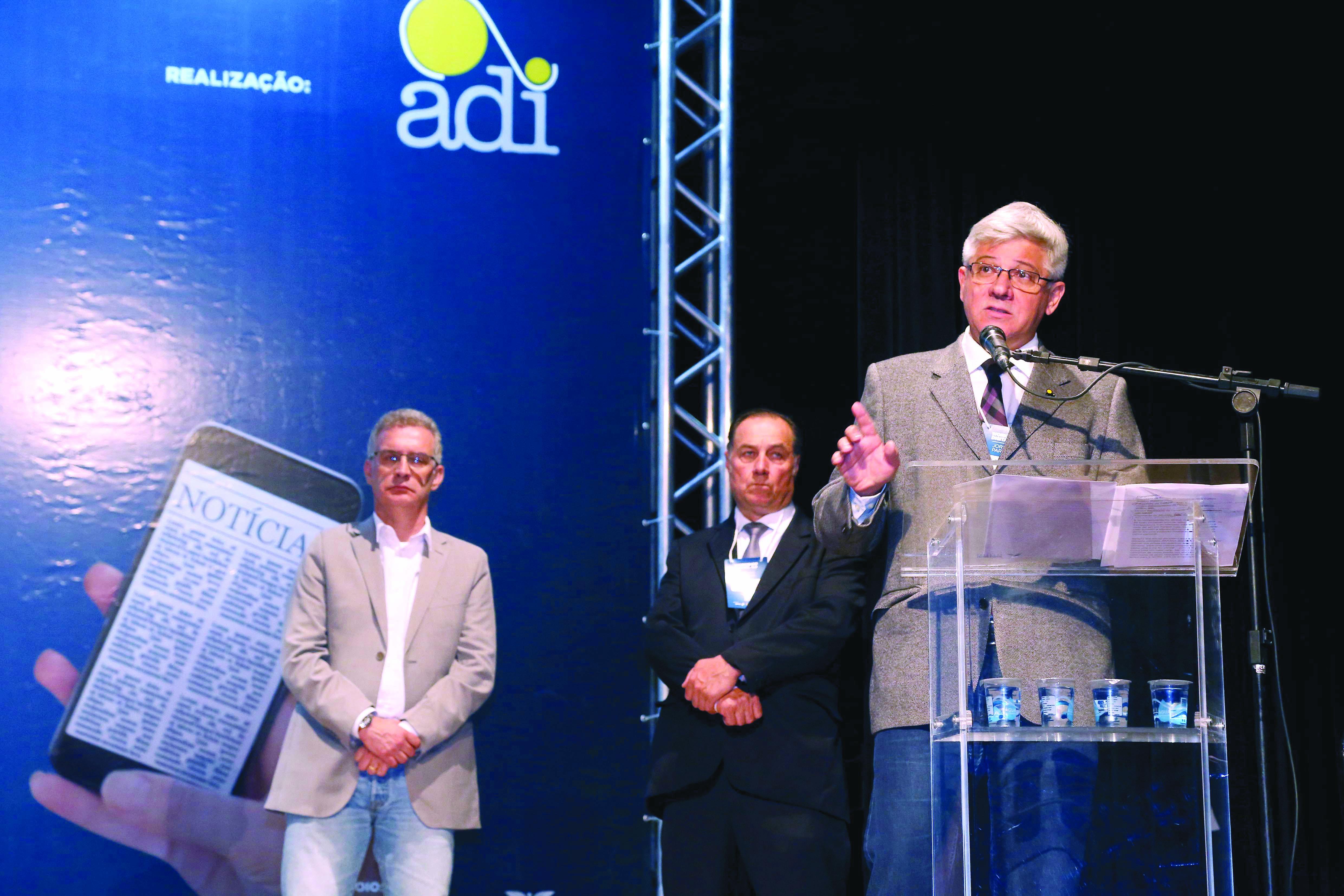ADI mostra 'mundo digital' para jornais