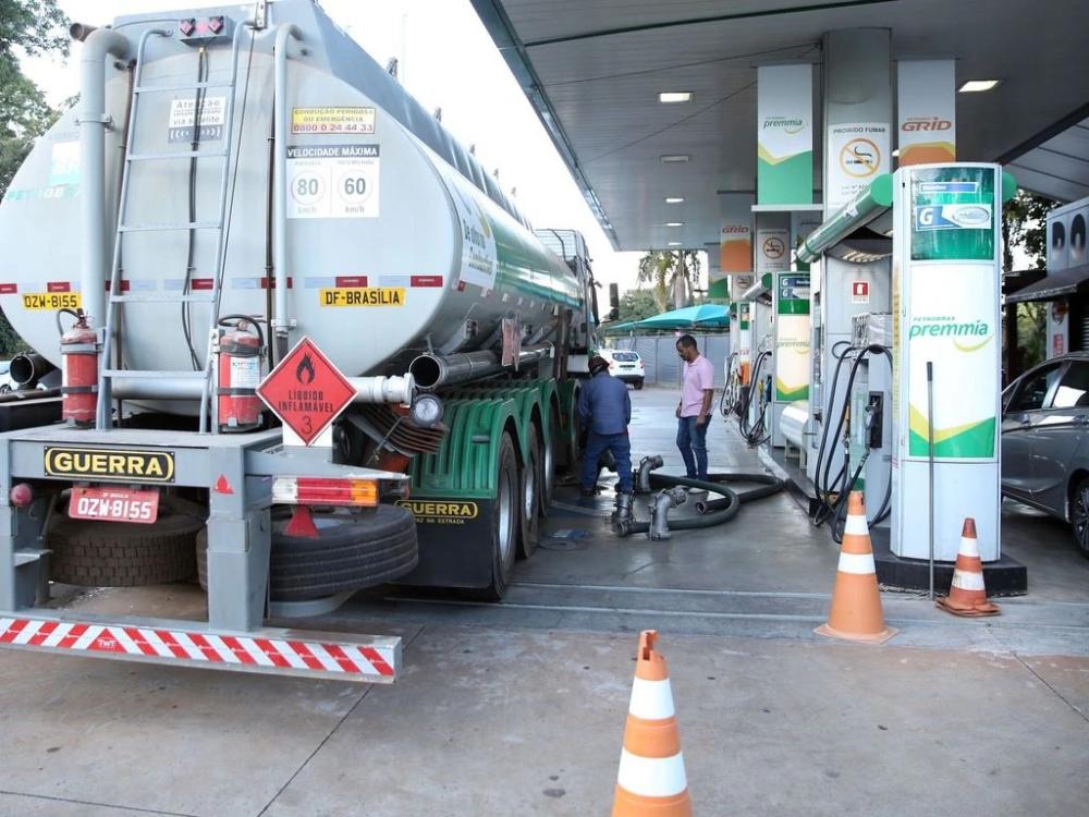 Petrobras reduz preço de venda do diesel para as distribuidoras