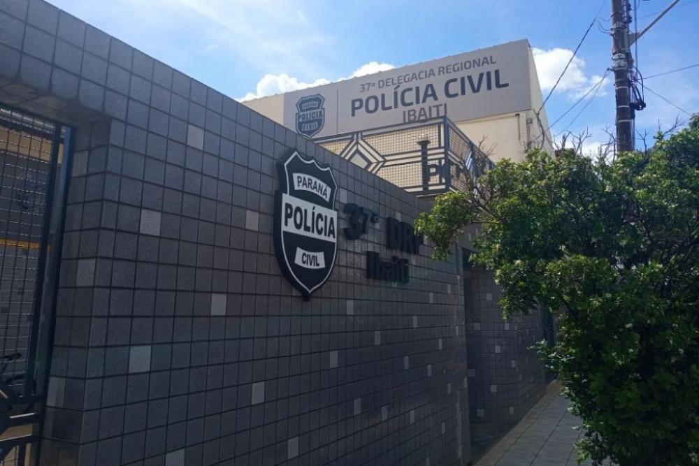 Suspeito tenta assaltar padaria e vítima tranca ele dentro do estabelecimento