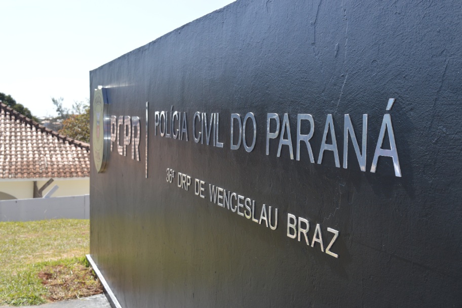 WENCESLAU BRAZ: Casal é preso por tentar atear fogo em residência na vila Formosa