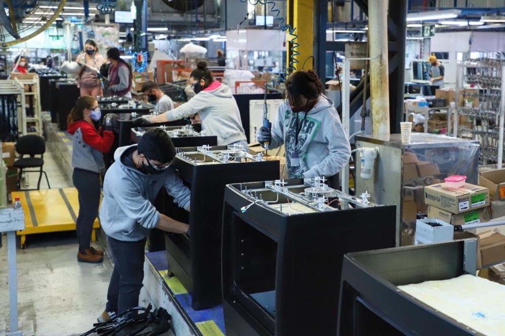 Indústria cresceu 7,3% no Paraná em junho no comparativo com o mesmo mês de 2021