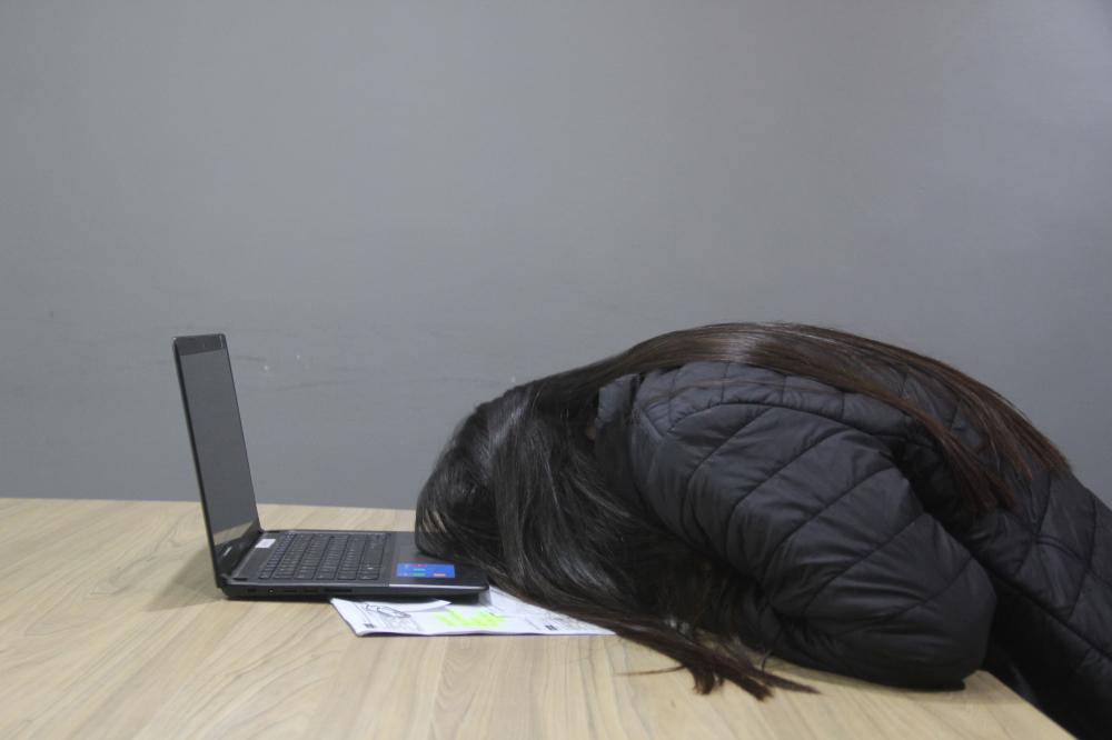 Vida agitada e estresse do dia a dia podem causar diversos danos à saúde