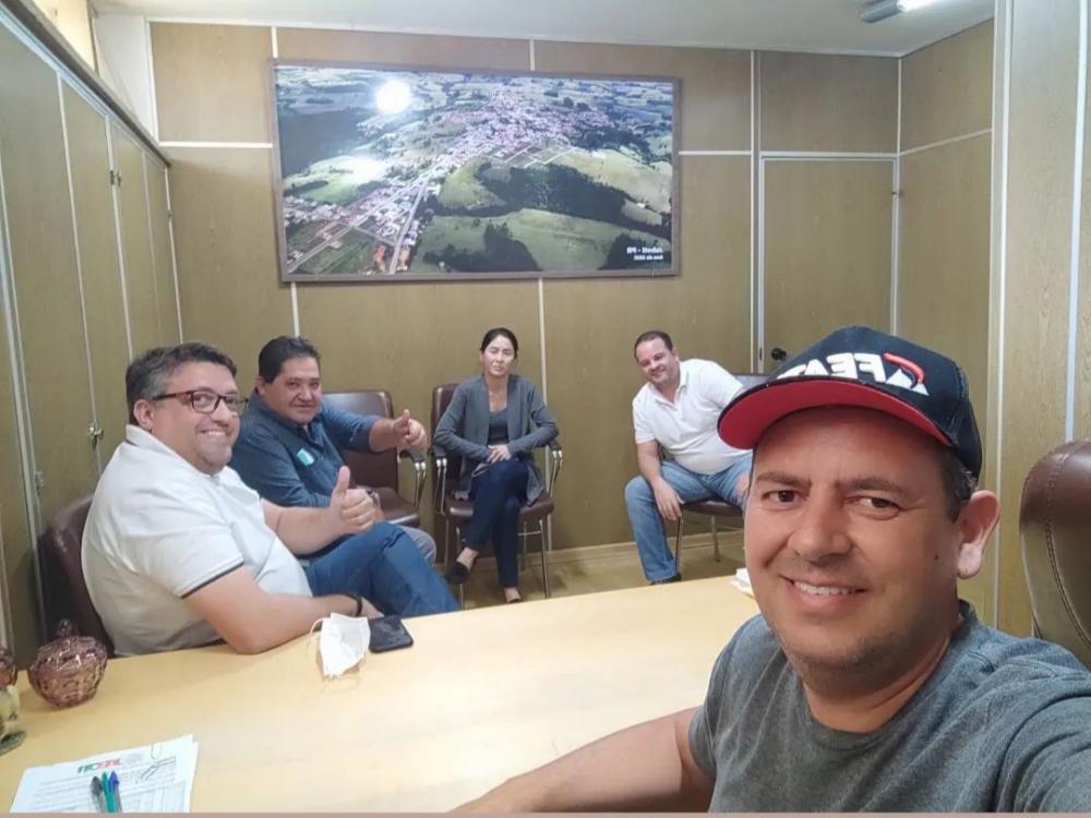 Prefeito recebe equipe do Cisnorpi em Jaboti