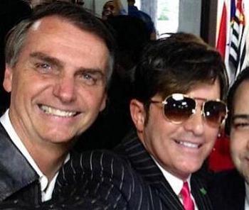 Dr. Rey vai à casa de Bolsonaro, se oferece para ser ministro e diz que quer acabar com o SUS