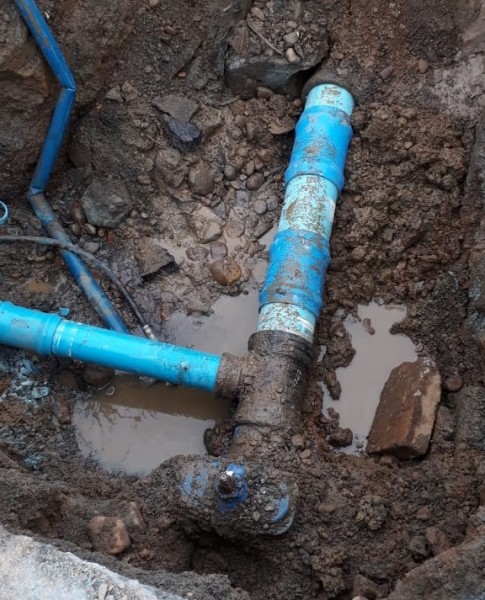 Rompimento de adutora pode causar falta de água em Wenceslau Braz