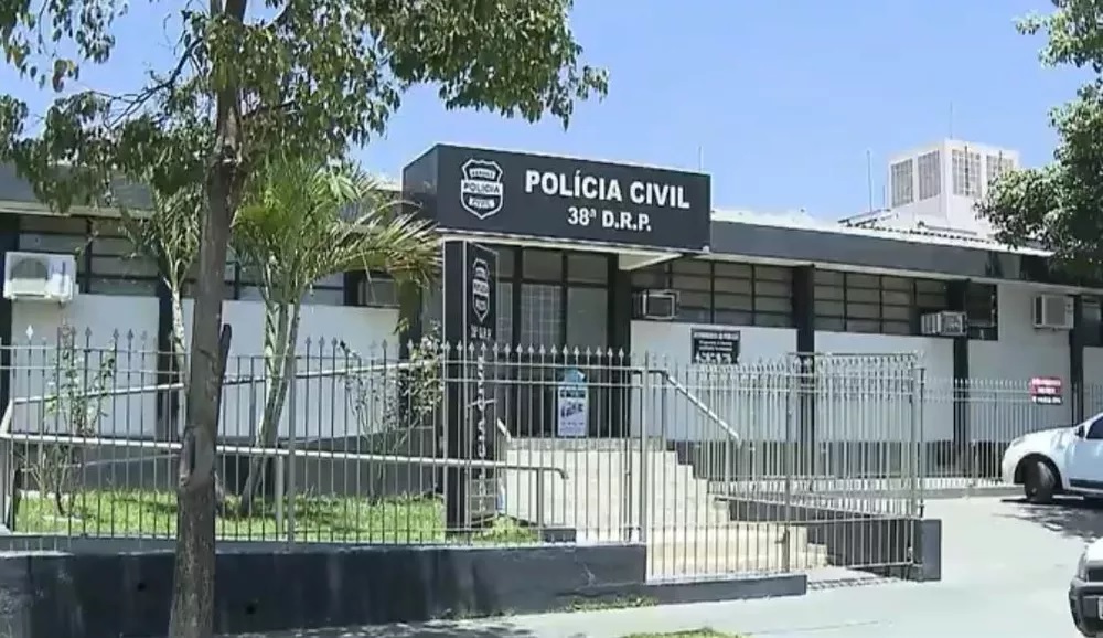 Mãe denuncia professora por agressão à filha de 3 anos em creche em Santo Antônio da Platina