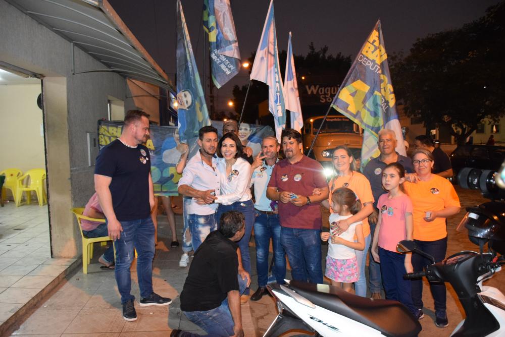 Vice-prefeito Delei recebe Fabi Barbosa e Alisson Wandscheer em São José da Boa Vista