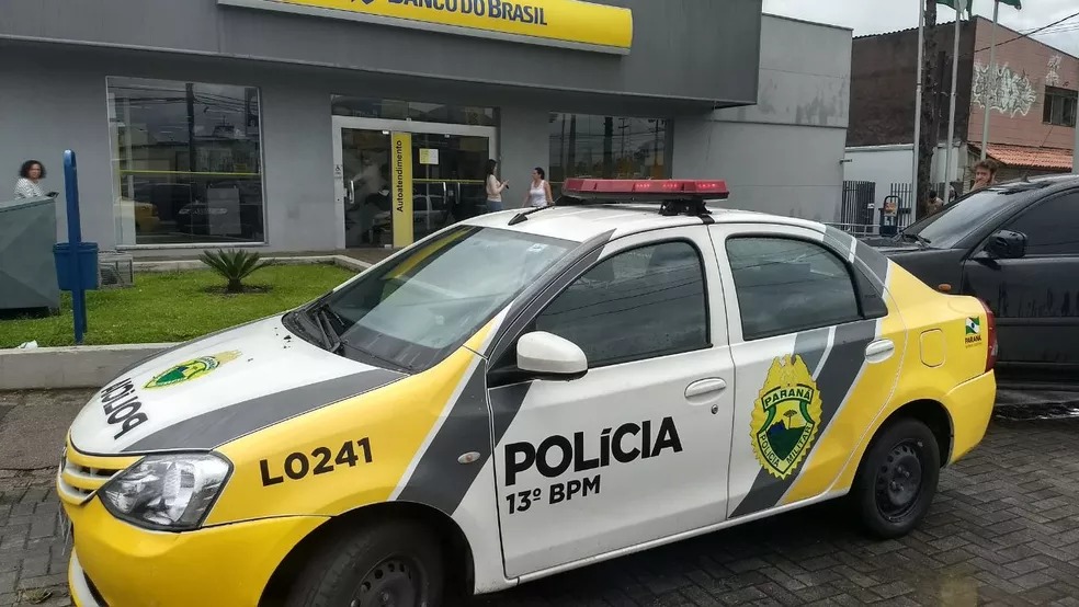 Idoso pede ajuda de estranho para sacar dinheiro e perde mais de R$ 3 mil