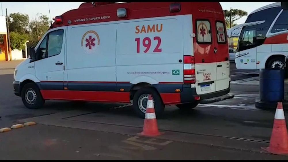 Funcionário de posto de combustíveis é esfaqueado no trabalho