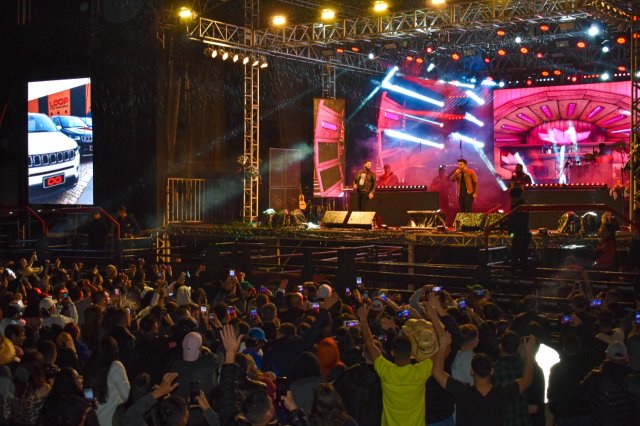 Festividades dos 199 anos atraem milhares de pessoas em Jaguariaíva