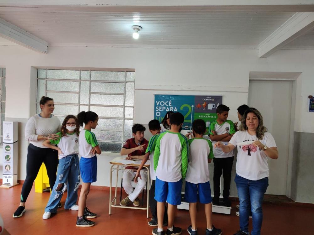 Alunos de Jacarezinho realizam estudo sobre obesidade e desnutrição infantil