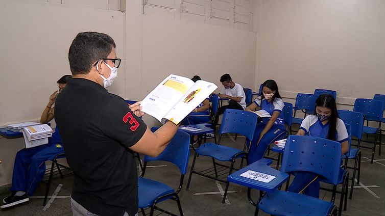 Em 2040, Brasil poderá ter carência de 235 mil professores, diz estudo