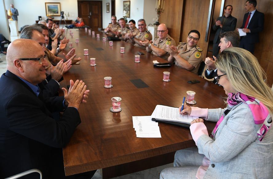Cida lança edital para seleção de 270 novos alunos para Colégio Militar