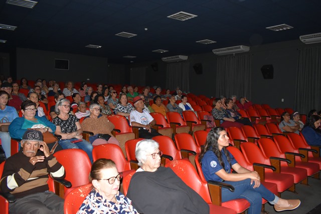 Jaguariaíva realiza comemoração do Dia Internacional do Idoso