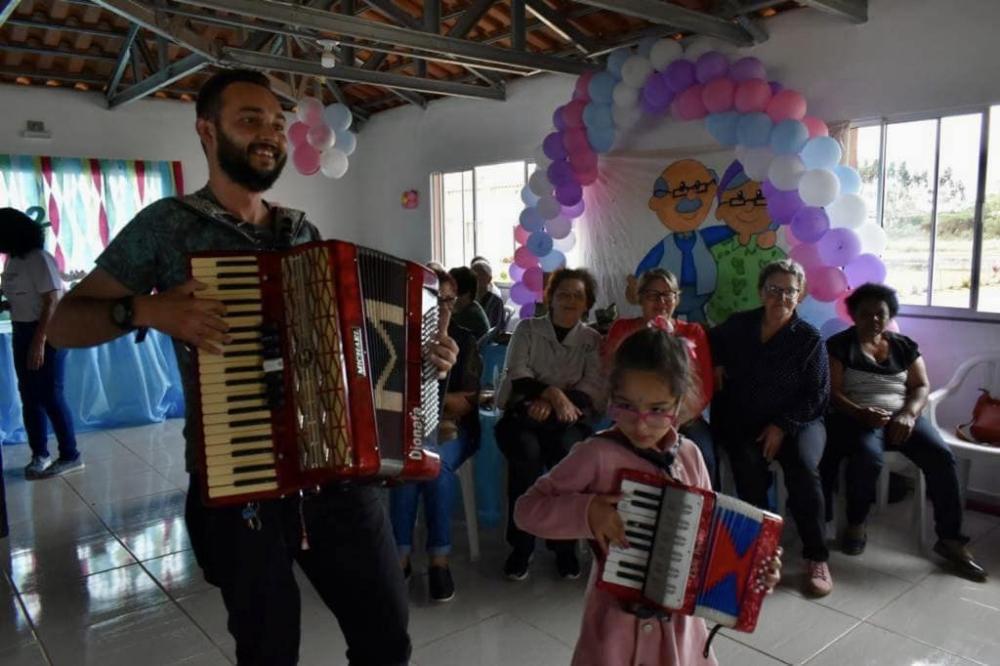    Jaguariaíva realiza comemorações da Semana do Idoso 