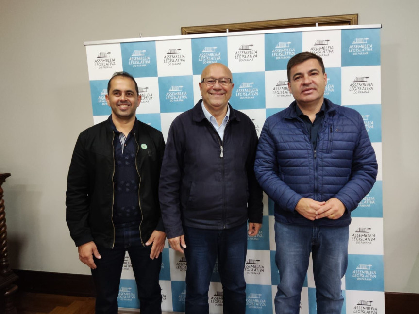Parceria entre AMP e Assembleia fortalece municípios do Paraná