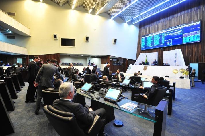 Projeto que combate a violência obstétrica é aprovado em terceira votação