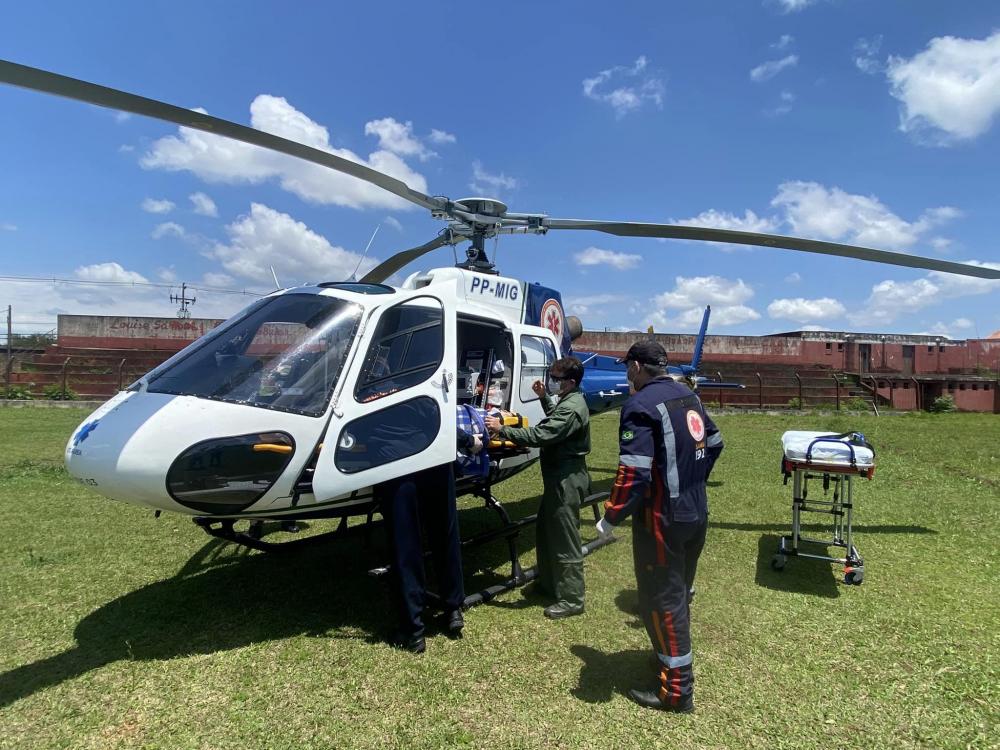 Idosa passa mal no ônibus e é transferida de helicóptero em Jaguariaíva