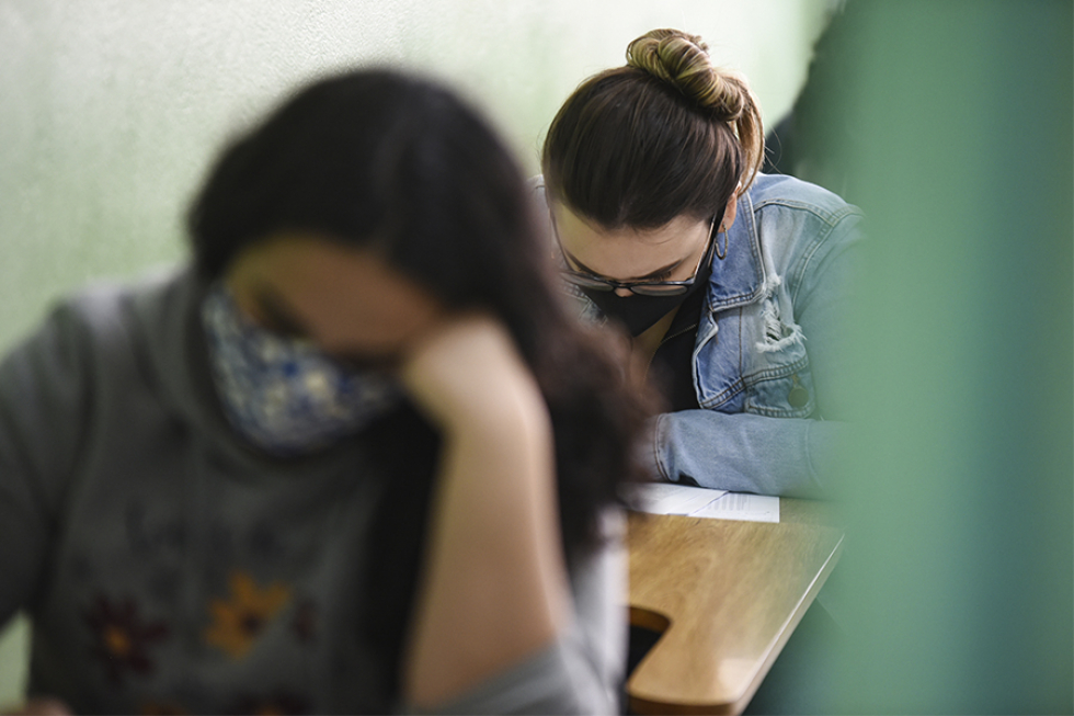 UENP divulga concurso público para contratação de professor