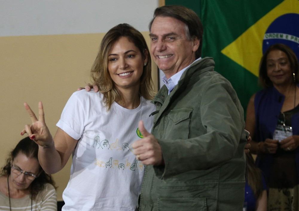 A mulher dos bastidores: saiba quem é Michelle Bolsonaro, a nova primeira-dama