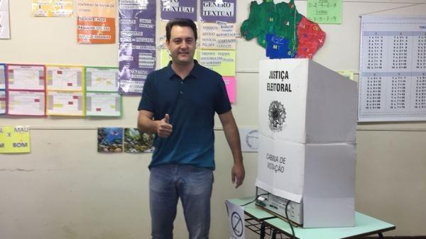 Ratinho comemora união de forças políticas no Paraná; Cida faz discurso esperançoso