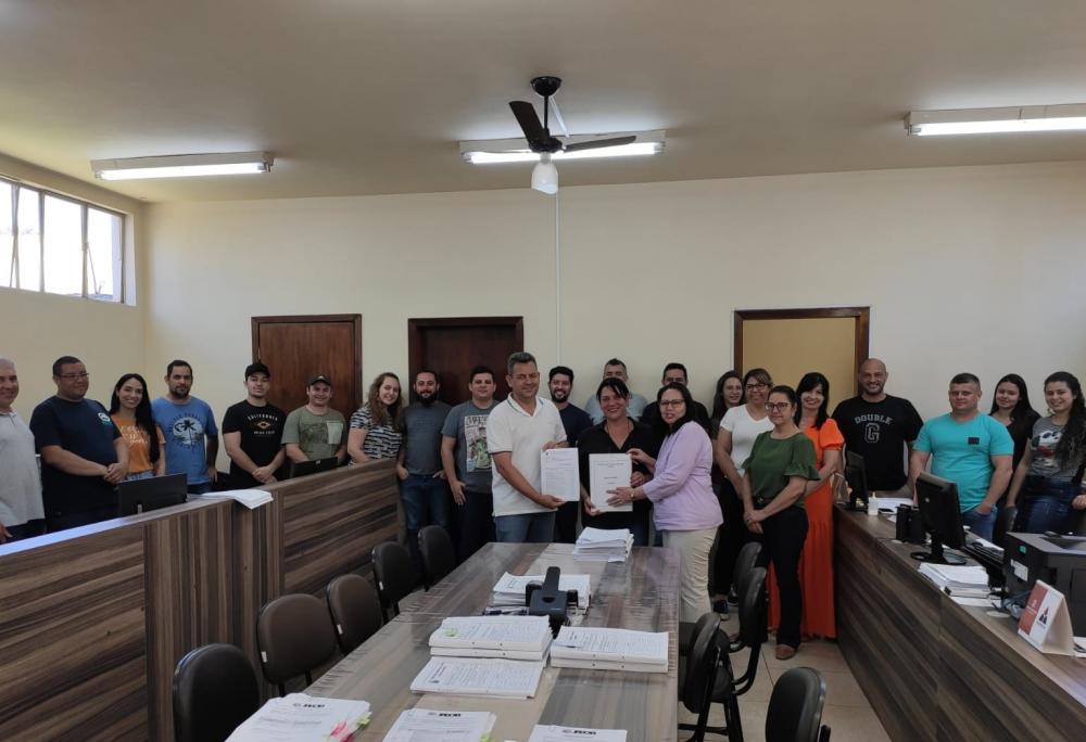 Jaboti comemora aprovação de contas do TCE