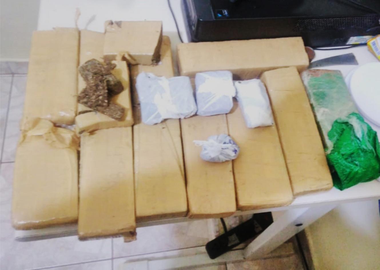 Traficante é preso com mais de 5kg de maconha em W. Braz