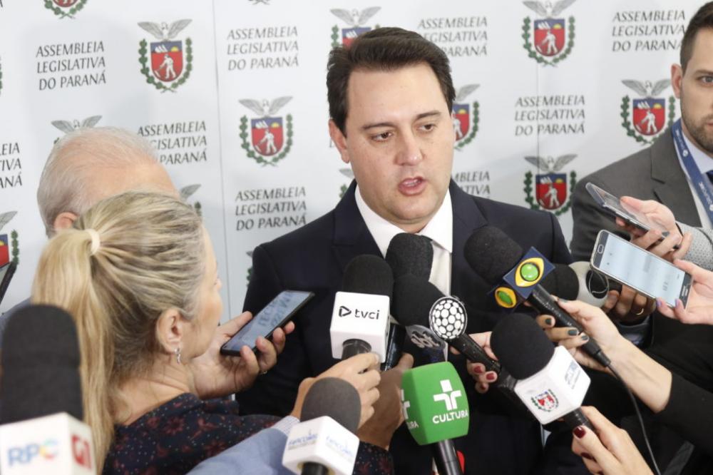 Ratinho Jr fala sobre protestos e diz que decisão nas urnas deve ser respeitada