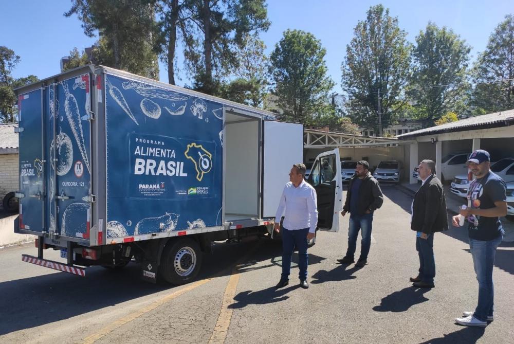 Jaboti recebe caminhão do programa Alimenta Brasil