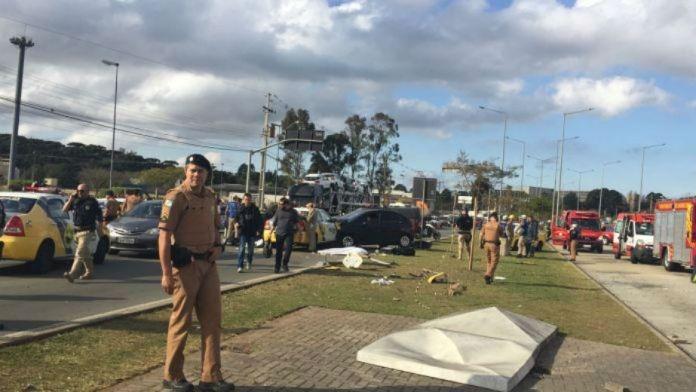 Laudo aponta que viatura da PM que causou quatro mortes em Curitiba estava a 138km/h