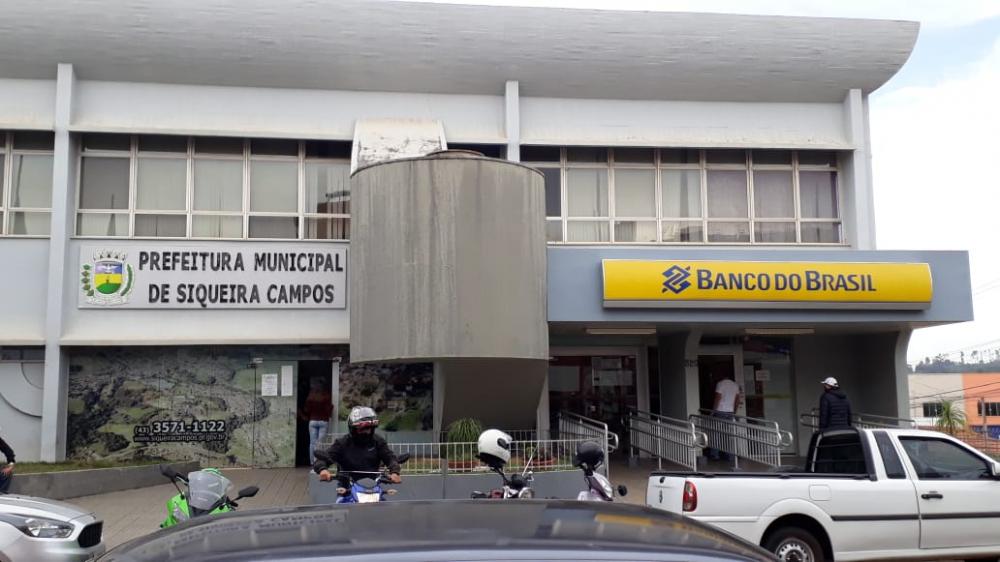 SIQUEIRA CAMPOS: TCE determina que prefeitura regularize o pagamento de benefícios aos servidores