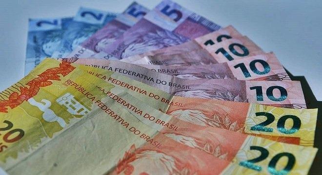 Pagamento do 13º salário injeta R$ 211,2 bilhões na economia do País