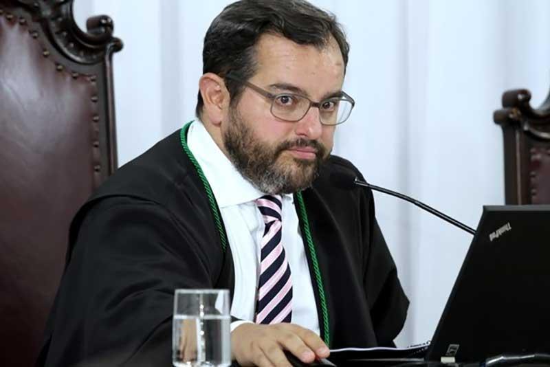 Processo sobre acúmulo ilegal de cargos em município da região terá novo julgamento