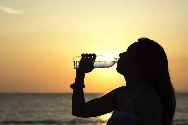 Saiba como aproveitar o verão com saúde e segurança