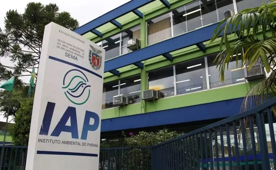 Ex-servidora do IAT é condenada por emitir licenças ambientais de forma ilícita