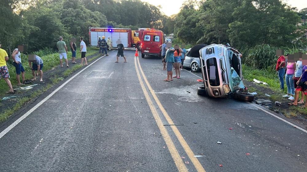 Acidente envolvendo dois carros deixa seis feridos em Joaquim Távora
