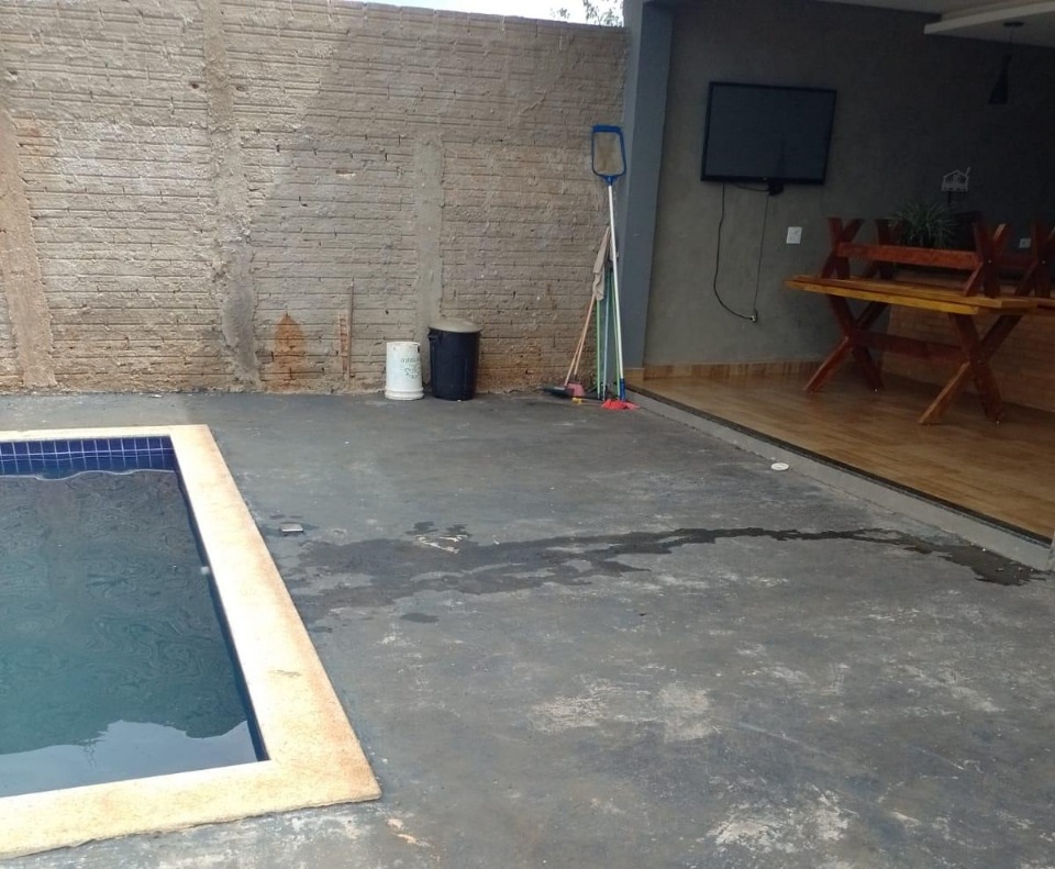 Polícia identifica suspeito que tentou matar jovem durante festa