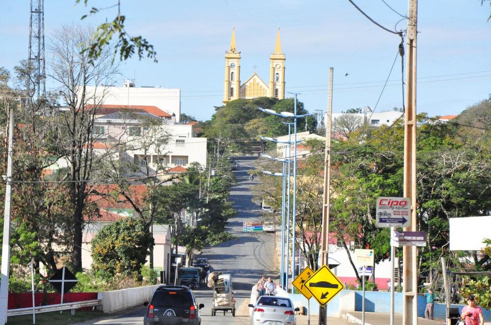 Suspeito leva tiro ao invadir o Fórum de Tomazina