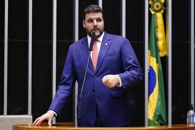 Pedro Lupion assume seu segundo mandato e reforça o compromisso com o Paraná