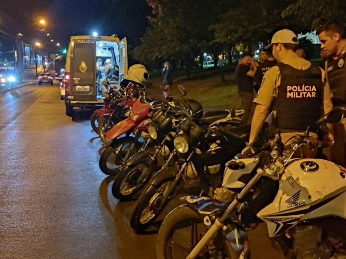 Blitz da PM apreende motos em Arapoti