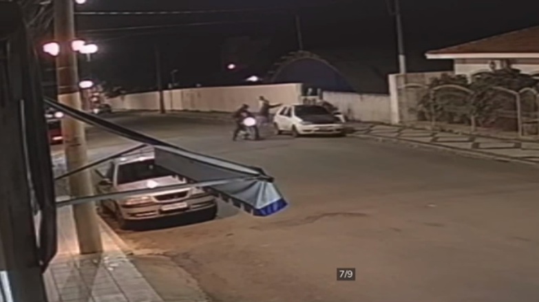 Vídeo registra homem sendo morto a tiros em Siqueira Campos