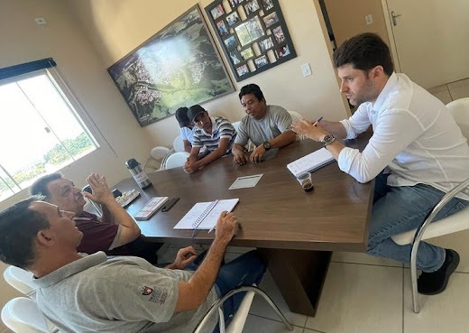 Prefeitura de Tomazina firma parceria com índios do Pinhalzinho